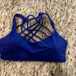 lululemon sports bra